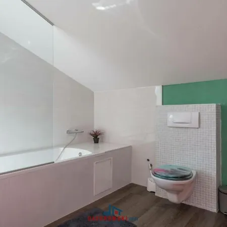 Sunshine Comfortable Villa *
